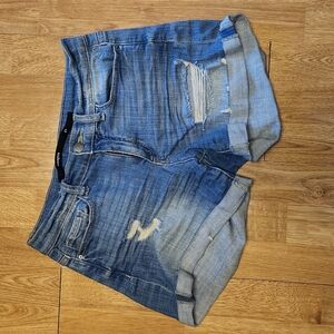 Harper distressed denim cuffed shorts sz 27